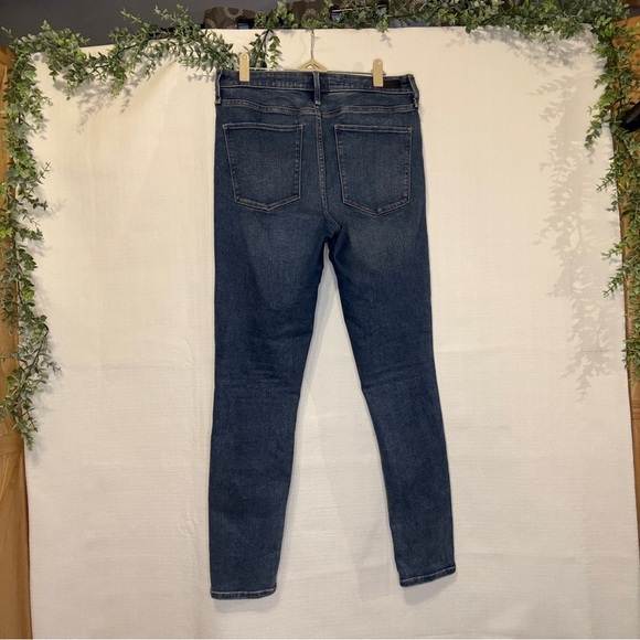 Abercrombie & Fitch Simone High Rise Super Skinny Jeans - Picture 2 of 3
